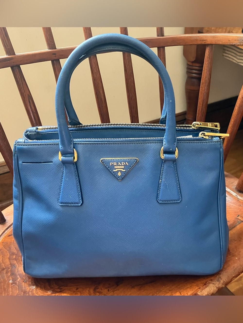 Authentic Prada Galleria Saffiano Med Tote in Slate Blue